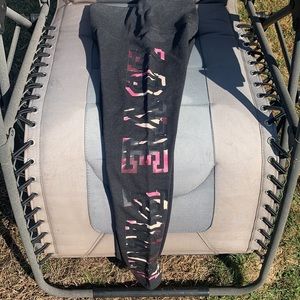 Victoria’s Secret PINK logo leggings size XS